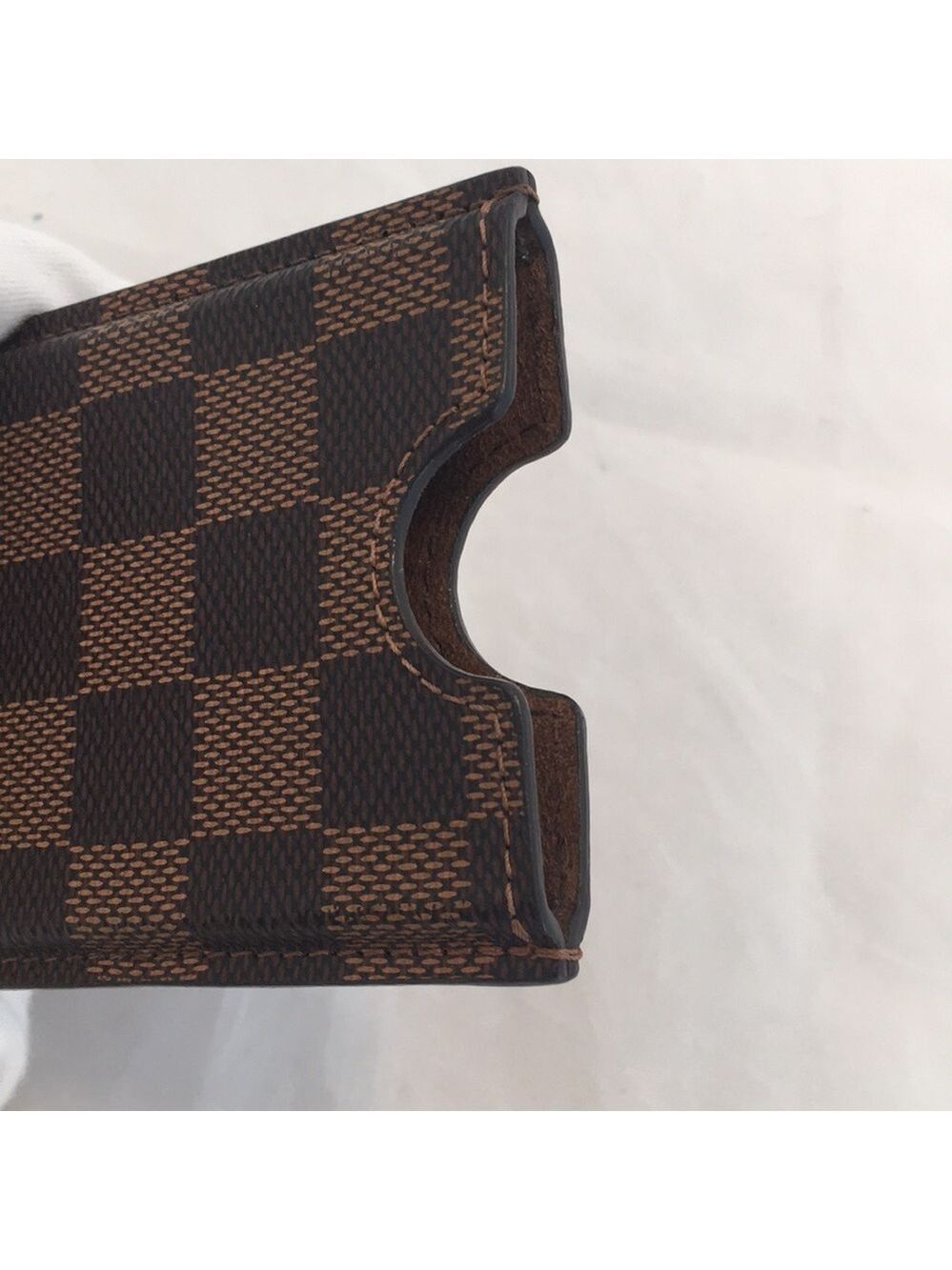 𝅺LOUIS Vuitton Phone Case - Picture 6 of 8
